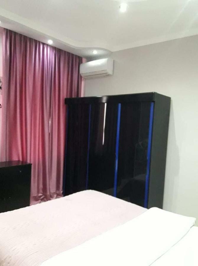 Tskaltubo Apartment Mirian Mepe ภายนอก รูปภาพ